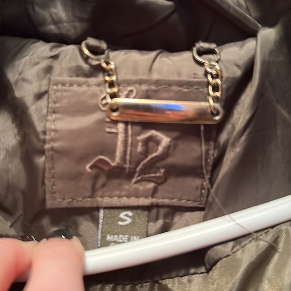 Winter coat - Picture 4 of 4